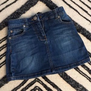 Girls mini boden Jean skirt